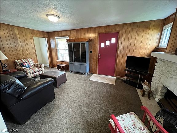 3rd image of 3441 Stratmore Ave