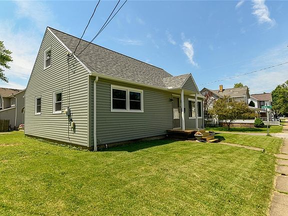 2nd image of 403 McGill St