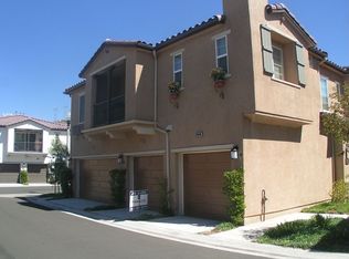 28450 Casselman Ln, Saugus, CA 91350