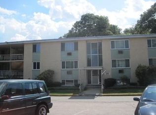 20 Nelson Dr APT 1A, Randolph, MA 02368