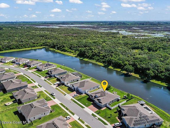 4th image of 294 Loymer Cir