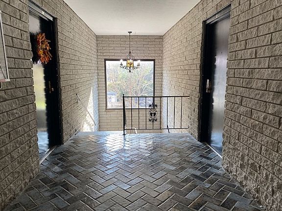 5th image of 721-723 Delta Ave #723-05