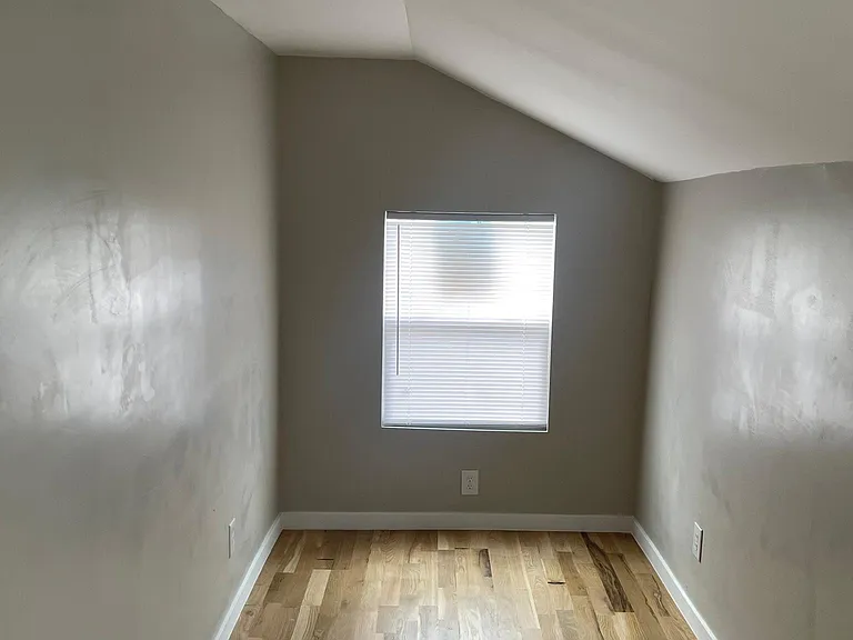 152 S Miami Ave — Photo 5