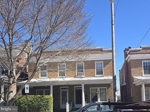 3rd image of 311 Ruby St
