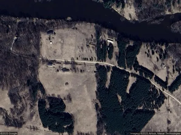 437 Meceola Ct, Hersey, MI 49639