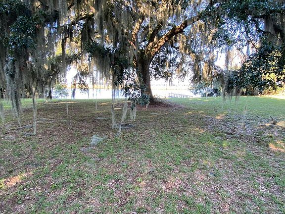 3rd image of 101 Jenkins Bluff Drive