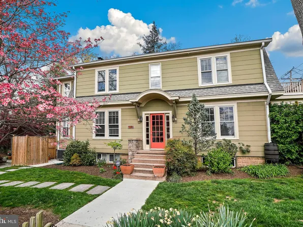 726 Maplewood Ave, Takoma Park, MD 20912