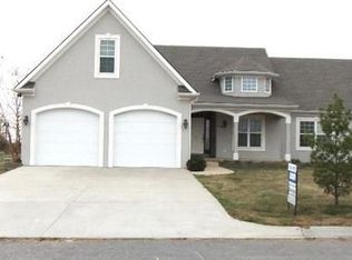 17282 Palazzo Dr, Saint Joseph, MO 64505