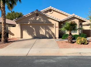 916 S Scallop Dr, Gilbert, AZ 85233