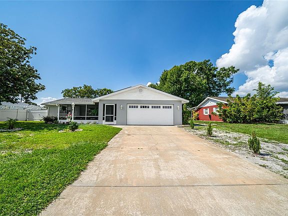 2nd image of 2403 Pasco Dr