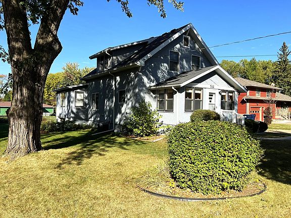 2nd image of 712 Greenvale Ave