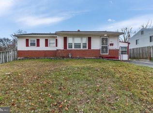 12 Dryden Rd, New Castle, DE 19720