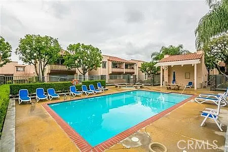 700 W La Veta Ave #R6 — Photo 16