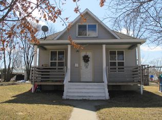 406 2nd St SE, Fosston, MN 56542