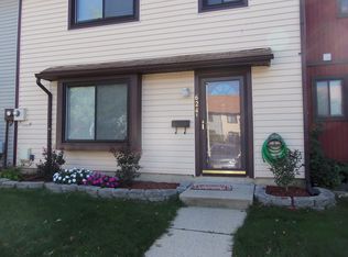 624 Edison Dr, East Windsor, NJ 08520