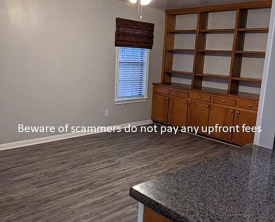 3rd image of 4209 Hicks Ln
