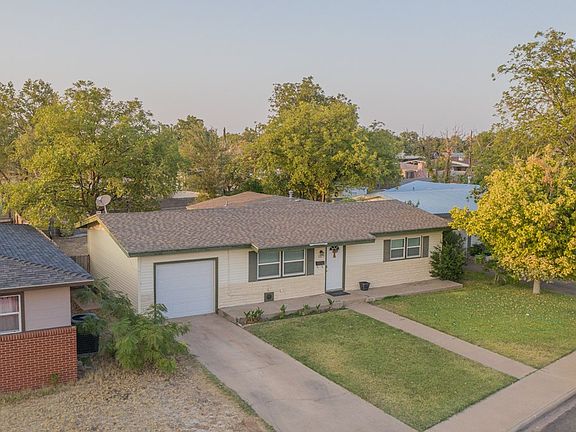 2nd image of 2813 Brentwood Dr