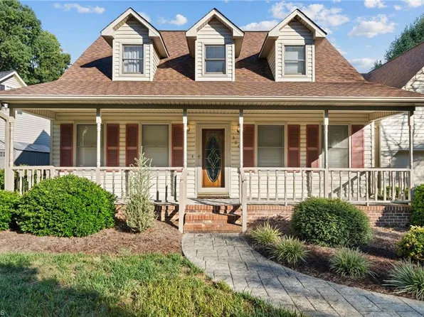 300 Daniel Paul Dr, Archdale, NC 27263