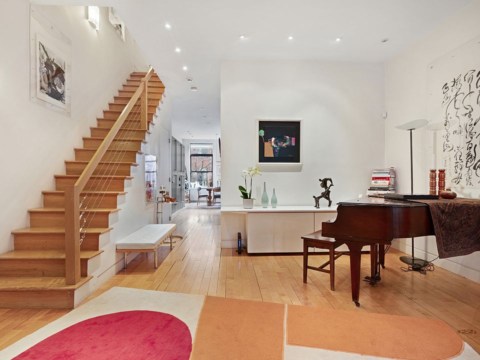 1st image of 106 W 119th St APT 2
