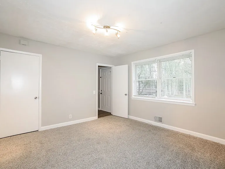 627 Grayson Pkwy — Photo 13