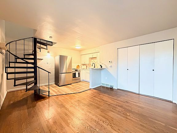 5th image of 306 Forder Rd