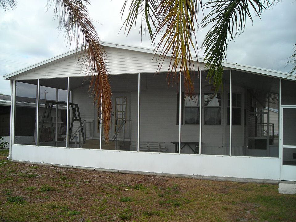 2nd image of 873 Yacht Club Way