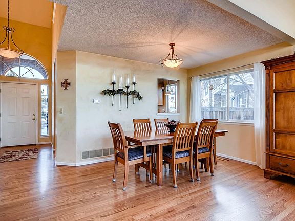 4th image of 3656 Seramonte Dr