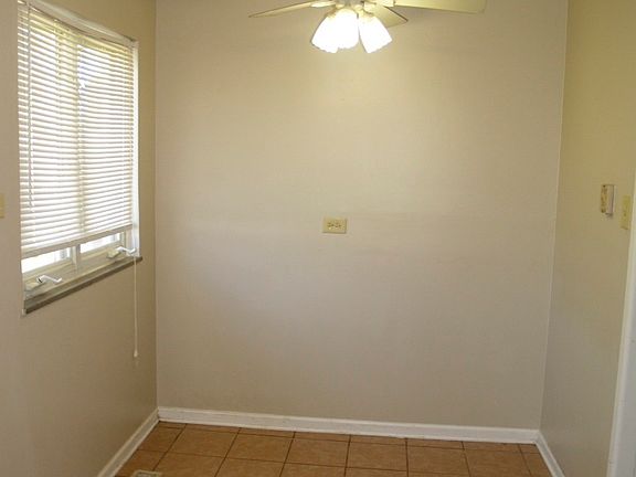 5th image of 1439 Lincoln Ave