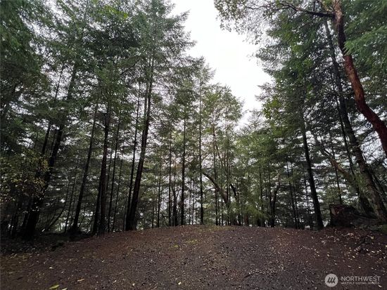 649 Shore Road, Eastsound, WA 98245