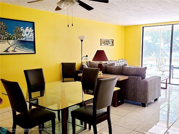 2nd image of 2851 Somerset Dr APT 304