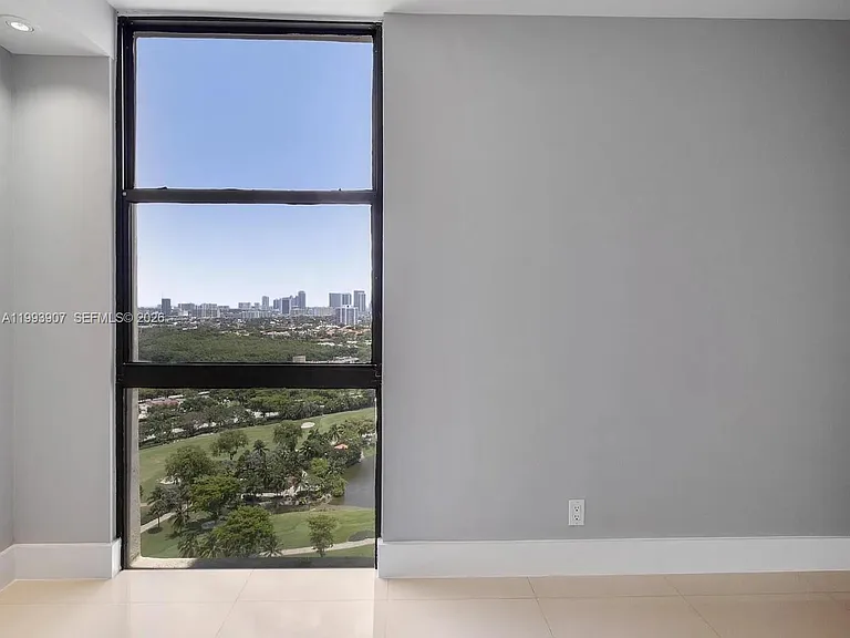 20301 W Country Club Dr #2622 — Photo 31