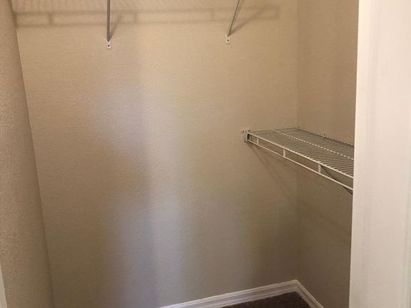 5th image of 3274 Haviland Ct