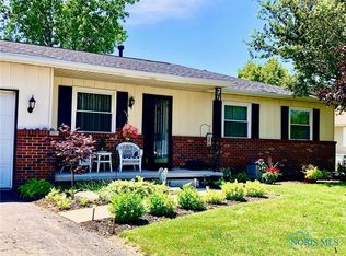 1255 Michelle Dr, Millbury, OH 43447