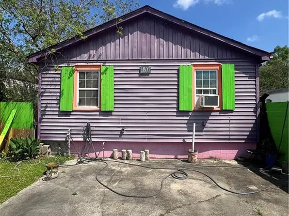 1807 Deborah Dr, Saint Bernard, LA 70085