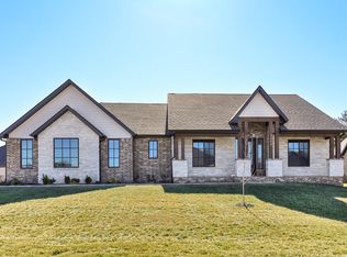 4584 E Hidden Oak St, Springfield, MO 65802