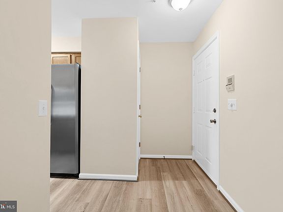 2nd image of 3620 Sherbrooke Cir APT 202