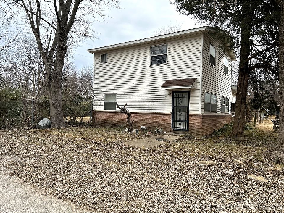 2nd image of 13501 E 4th Pl