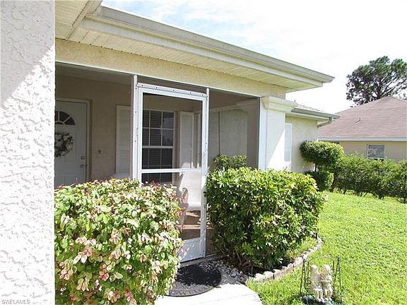 2nd image of 3021 NE 6th Pl