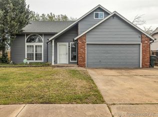 12206 E 81st Pl N, Owasso, OK 74055