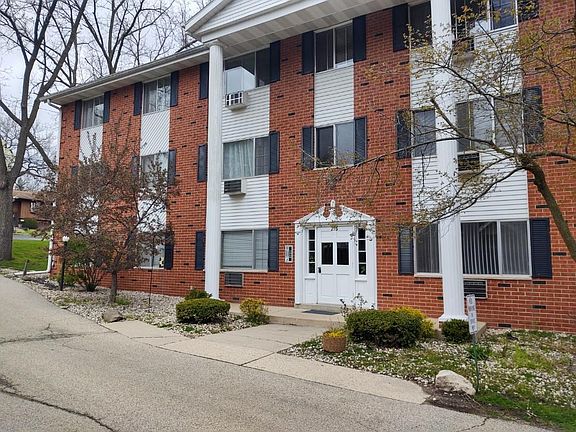 2nd image of 255 Elmwood Ave APT 304