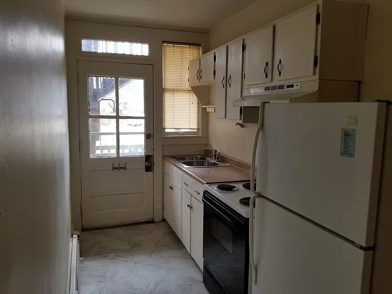 132 Old Park Ave #2 — Photo 8