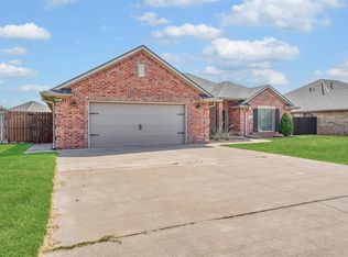 3212 Wendy Ln, Altus, OK 73521
