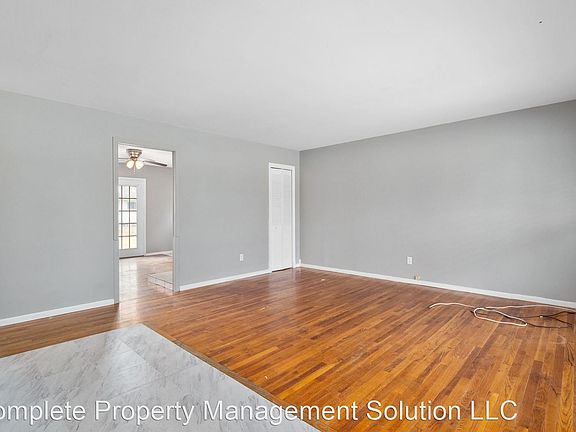 5th image of 2150 E Humes Ln