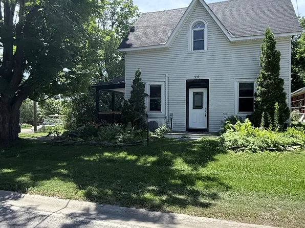 22 Concession St, Westport, ON K0G 1X0