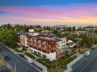 2319 Brethour Ave #301, Sidney, BC V8L 2A4