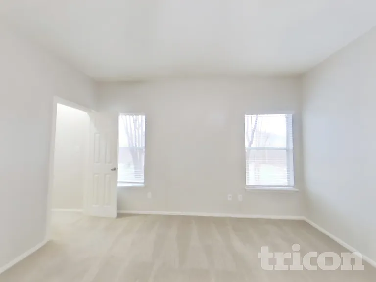 705 Pampas Ricas Dr — Photo 7