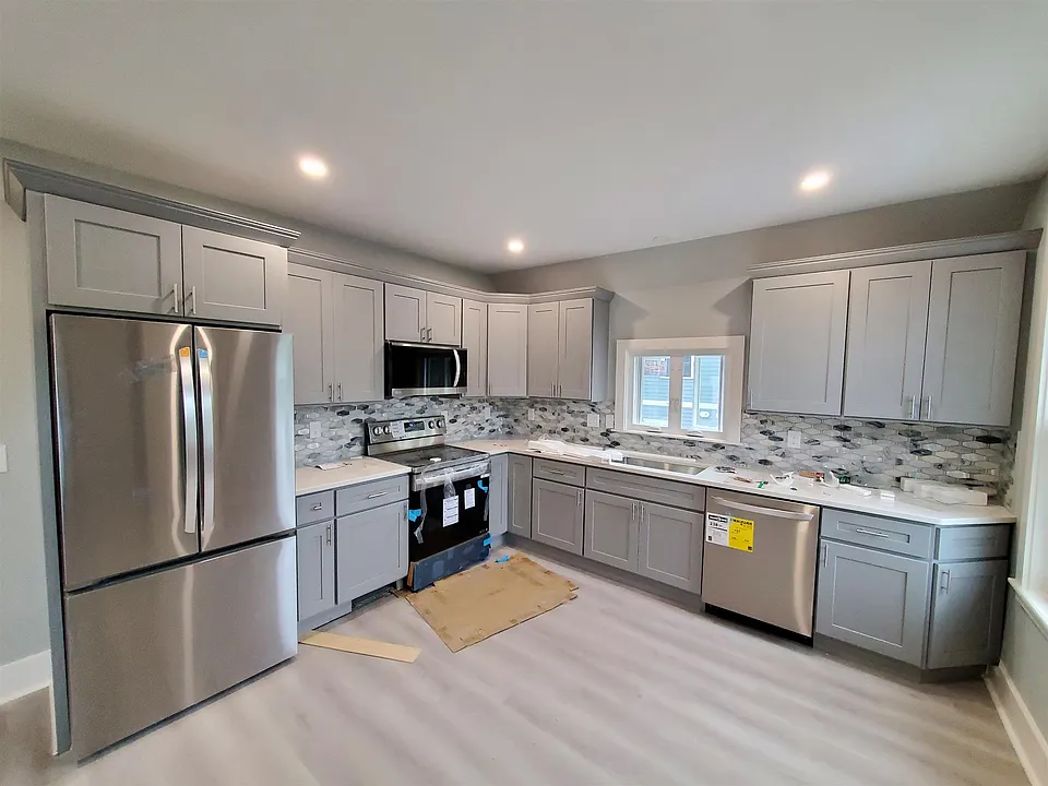 146 Highland Ave