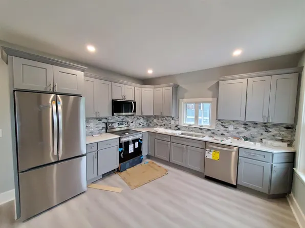 146 Highland Ave, Somerville, MA