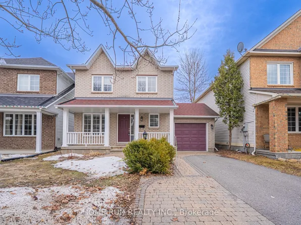 182 Windhurst Dr, Ottawa, ON K2G 6J4