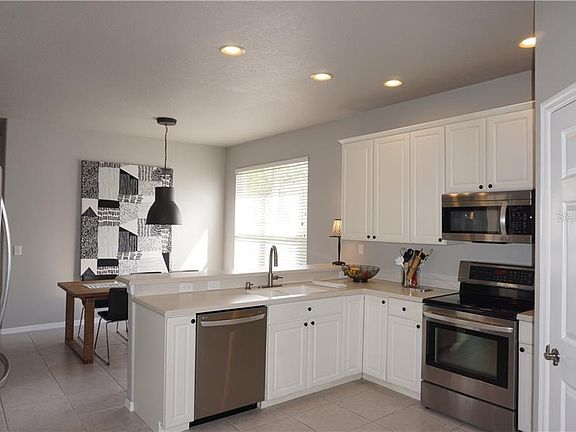 4th image of 7786 Castleisland Dr